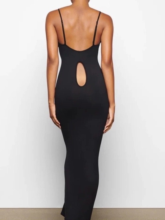 SKIMS Dresses & Skirts - NWT SKIMS Smooth Lounge Low Back Keyhole Dress Onyx Black Small